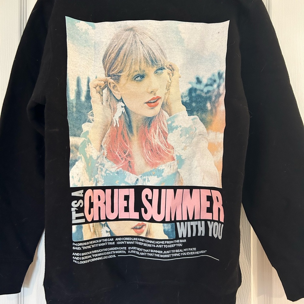 Taylor Swift Crewneck (from her website)